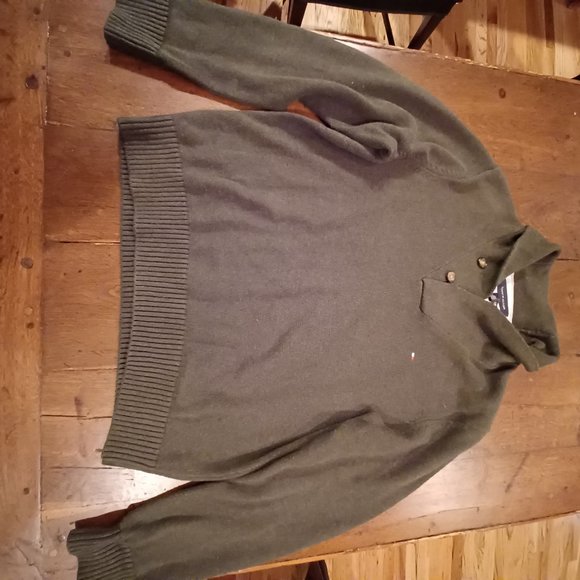 Tommy Hilfiger shawl-collar green sweater.  Tagged Large. - Picture 2 of 6